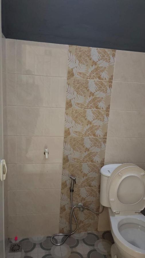 Oyo 91209 Arjuna Residence Syariah Sby Сурабая Екстериор снимка